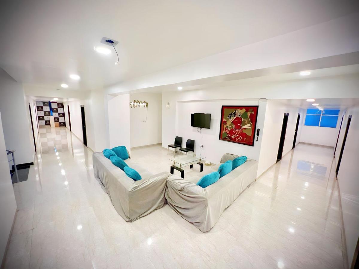 Hotel Rahul Regency, Aurangabad Екстериор снимка